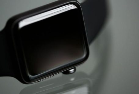 Fitness Tracker - Silver Aluminum Case Apple Watch